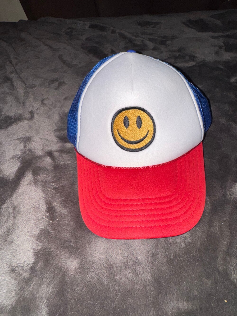 OTTO Collection Smiley Face Hat One Size Red Blue White Polyester